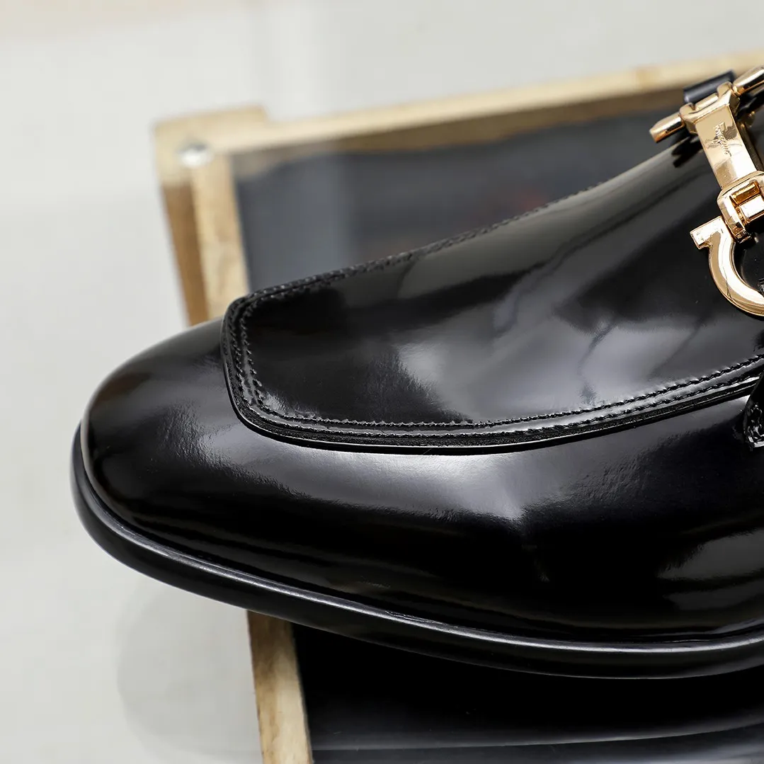 Men's shoes 💰600 🕷🕷🐂【Ferragamo】 Popular fashion casual shoes🇨🇳Official website counter 1:1 production, original mold opening💯Good quality can be seen, imported high-end first-layer pebbled calfskin, water-dyed🐂leather lining🌿very clear texture, high-quality waterproof, non-slip and wear-resistant outsole🎋high quality and low price, truly handmade🍓, 5 colors available! Code number 38-44 (45. To be customized)